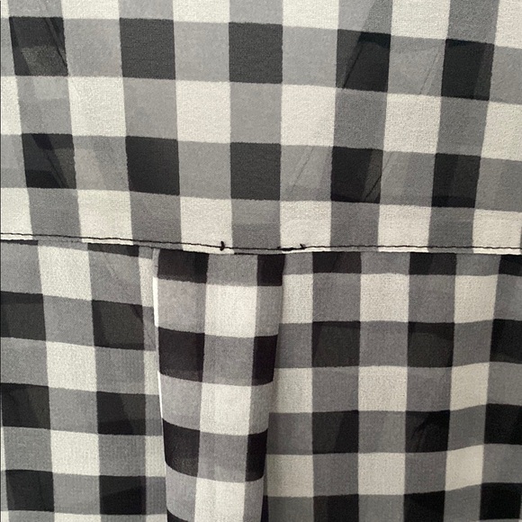 Express Black and White Portofino Button Down Shirt - Picture 7 of 9